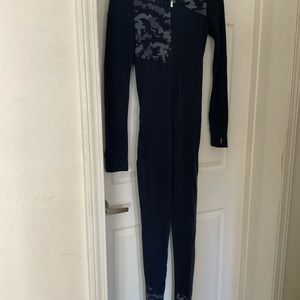 Smartwool Merino 250 Base Layer One-Piece Bodysuit Women's  SMALL, Zip w Hood